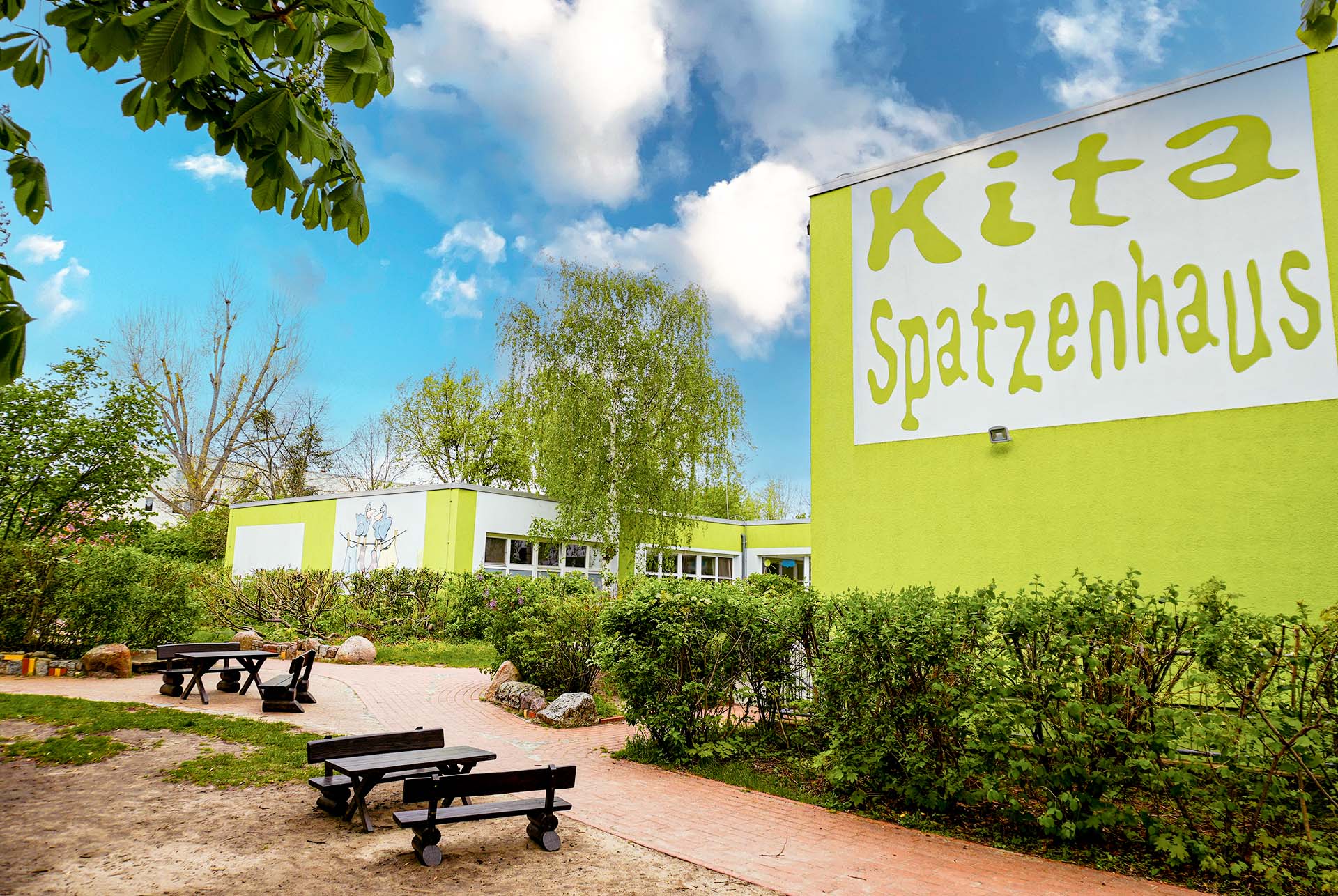 BOOT-Kita Spatzenhaus: Außenansicht des Kitagebäudes