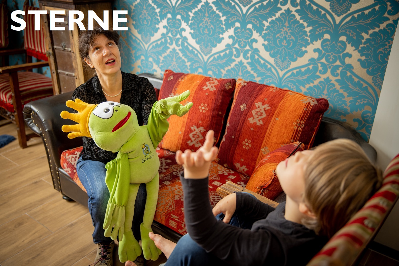 Sterne Gebaerde – BOOT-Kitas Berlin (© Lamine Schmidt)